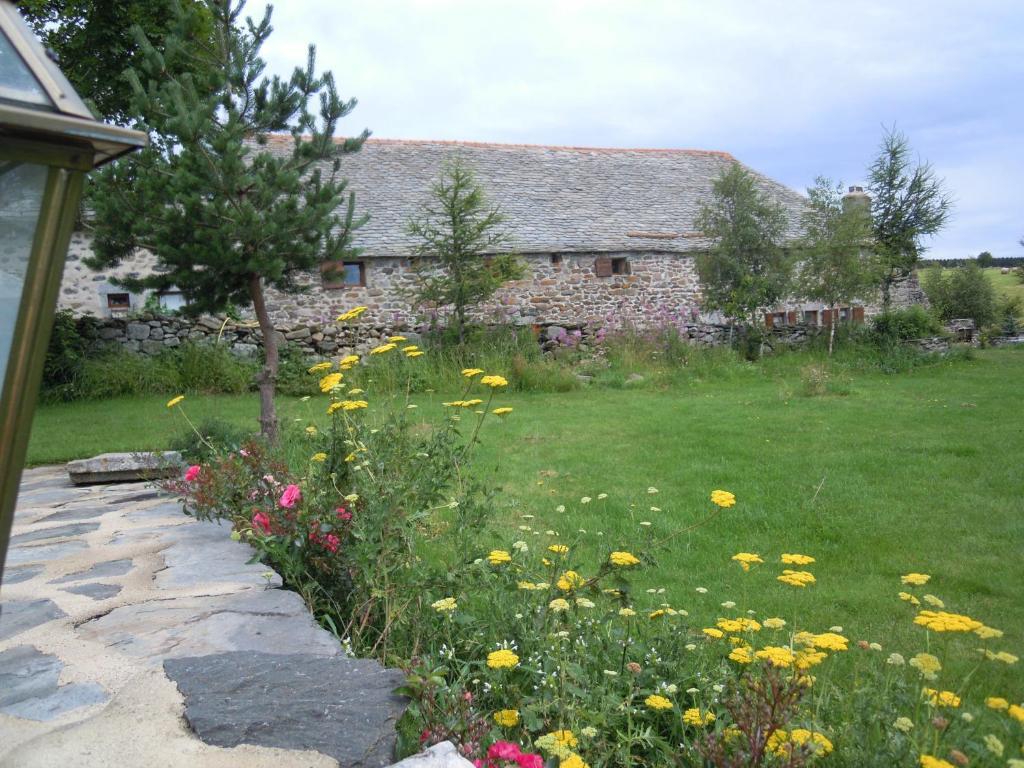Le Francillon Bed & Breakfast Les Estables Exterior foto