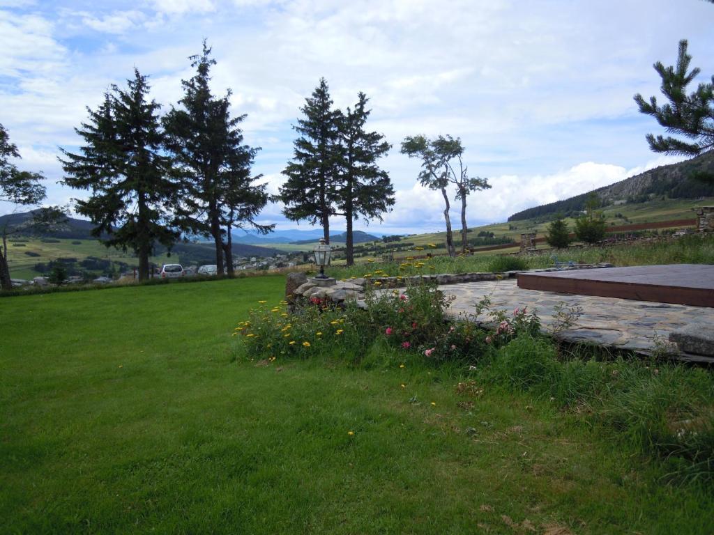 Le Francillon Bed & Breakfast Les Estables Exterior foto